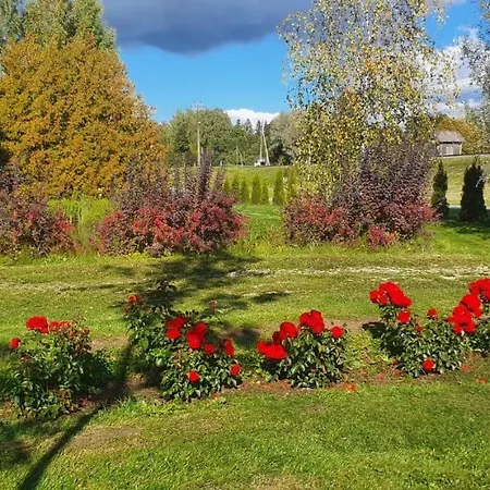 Jaama Puhkemaja * Puka